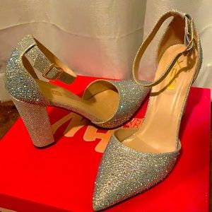 Size 8.5 silver color sparkly